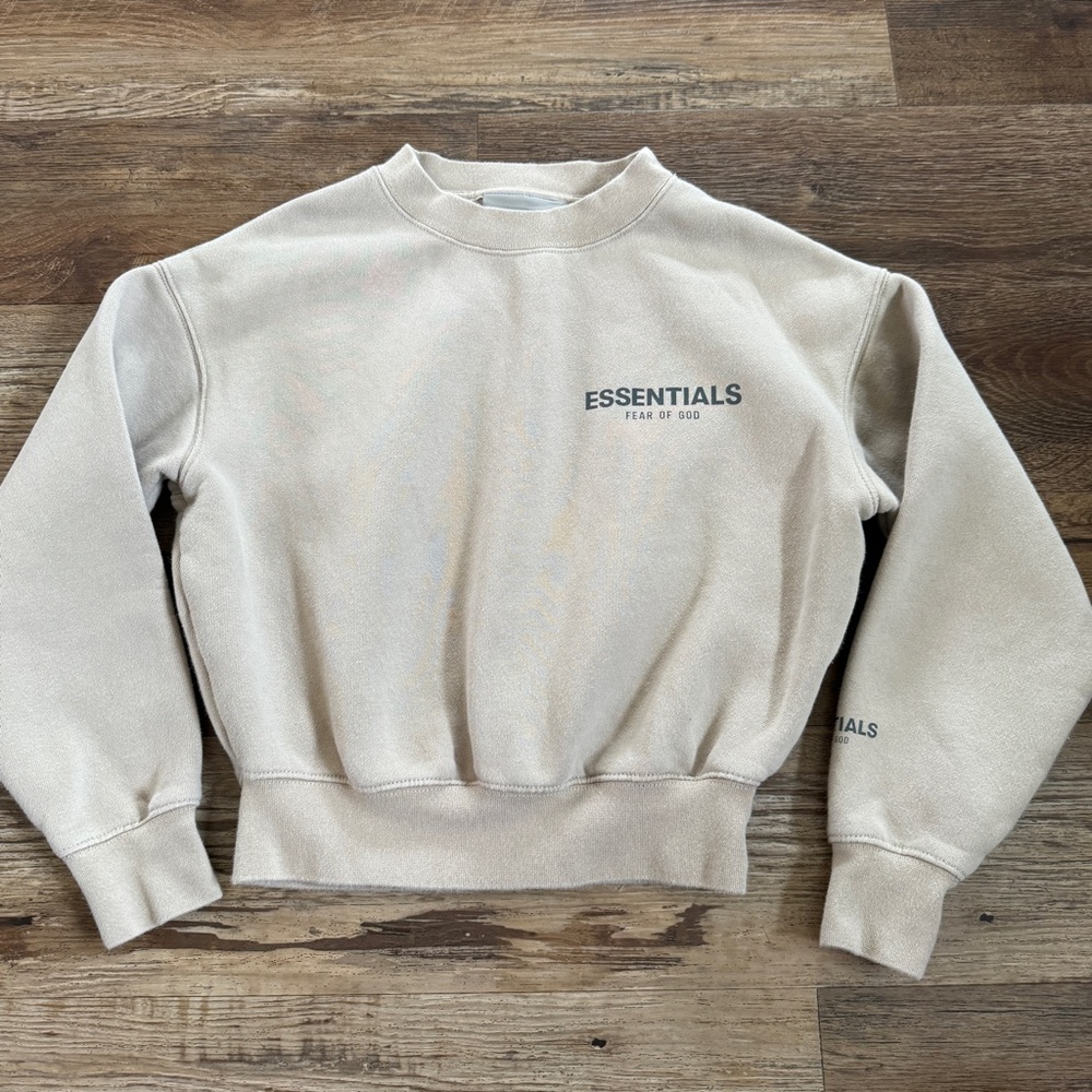 Essentials kids Beige Crewneck Sweatshirt 6/7